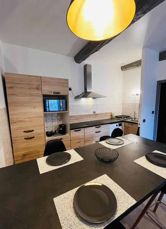Appartement T2 Dans Le Centre Ville De Carcassonne Exteriér fotografie