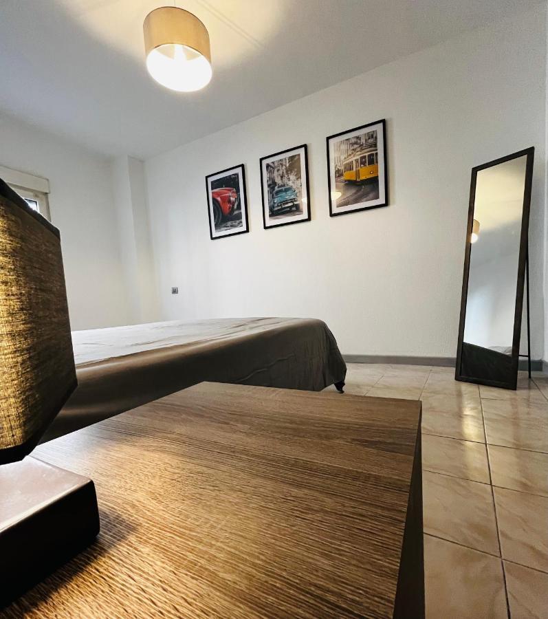 Appartement T2 Dans Le Centre Ville De Carcassonne Exteriér fotografie